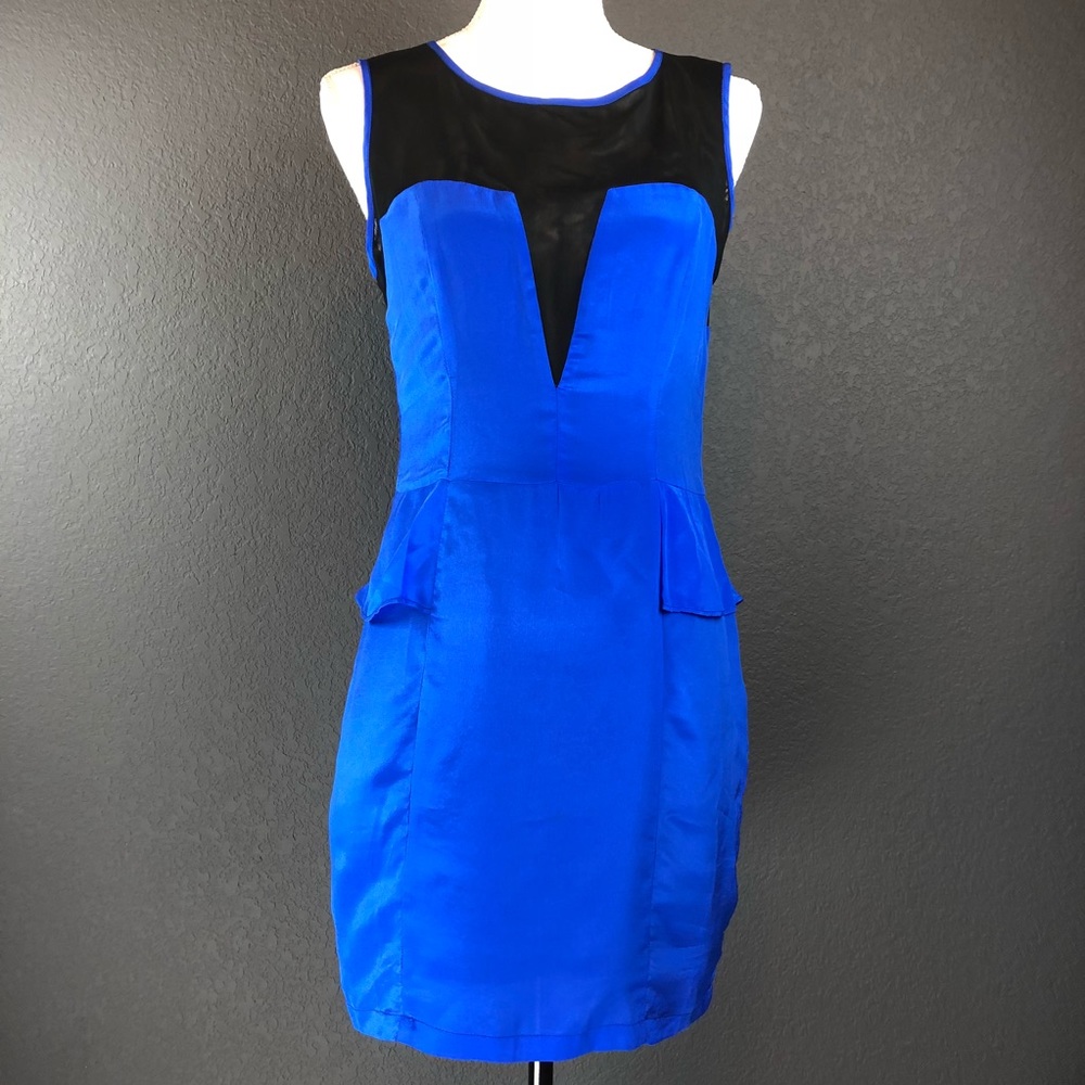 548 Blue Dress Size Large